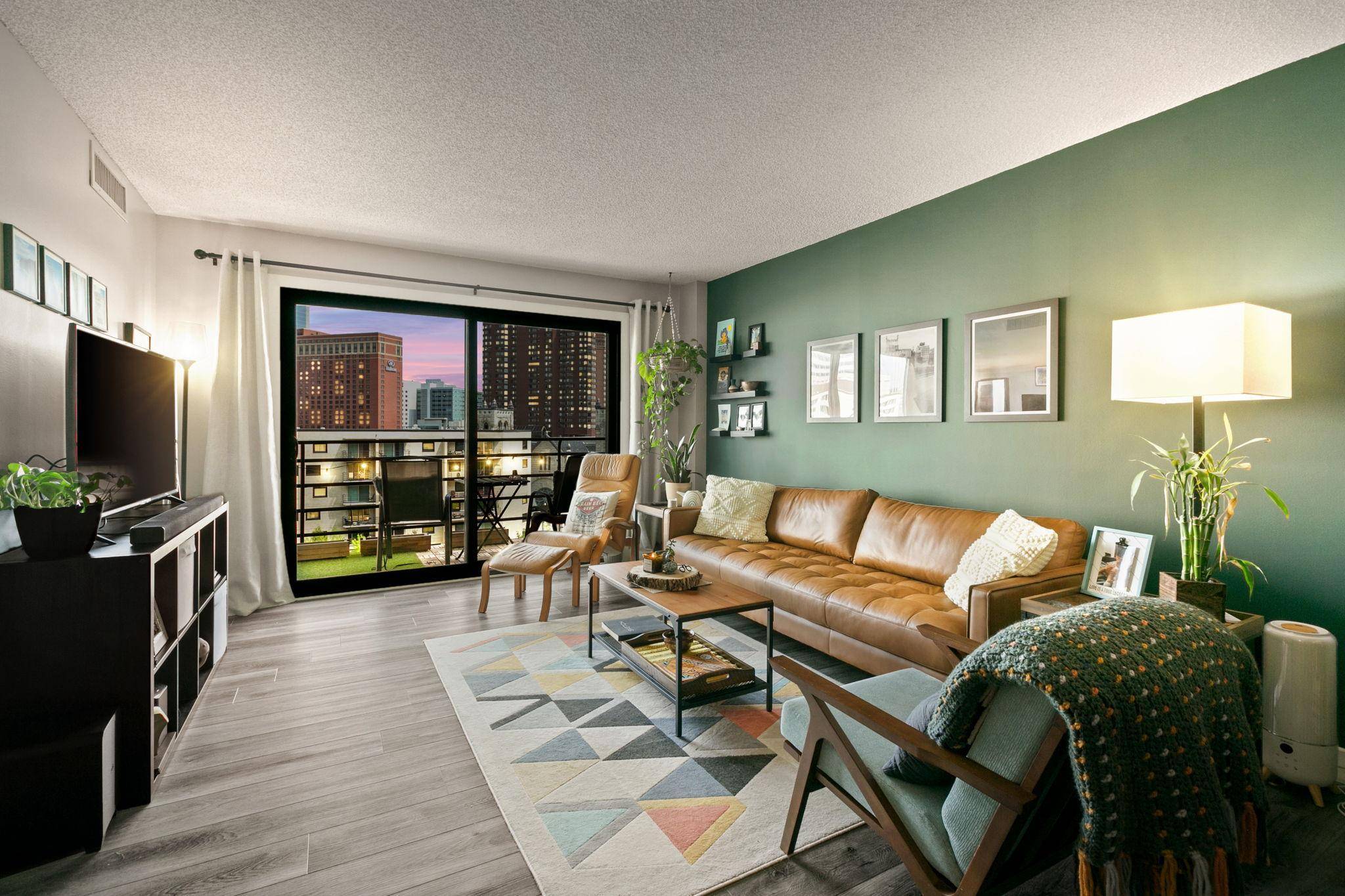 1225 Lasalle AVE #1103, Minneapolis, MN 55403