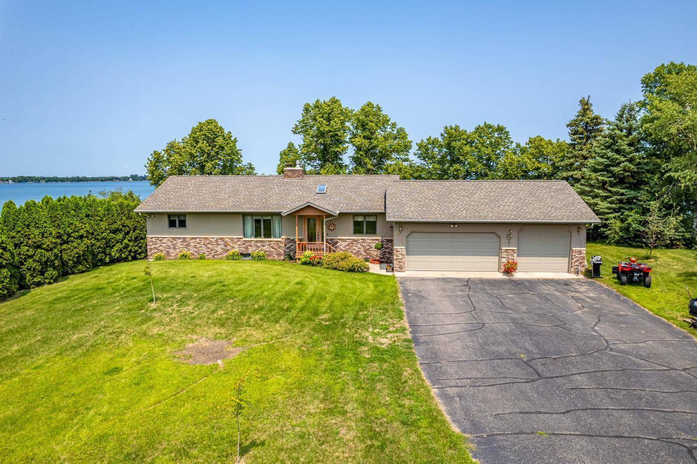 503 E Summit ST, Battle Lake, MN 56515