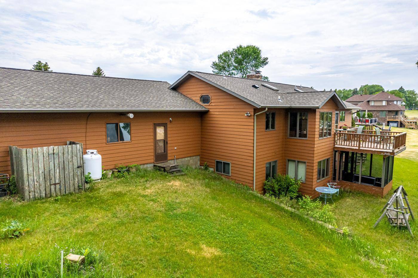 503 E Summit ST, Battle Lake, MN 56515