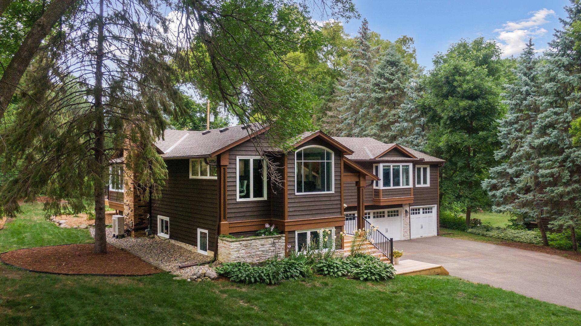 4410 Shady LN, Minnetrista, MN 55364
