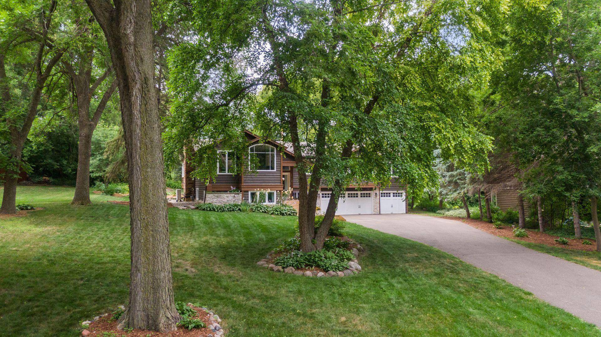 4410 Shady LN, Minnetrista, MN 55364