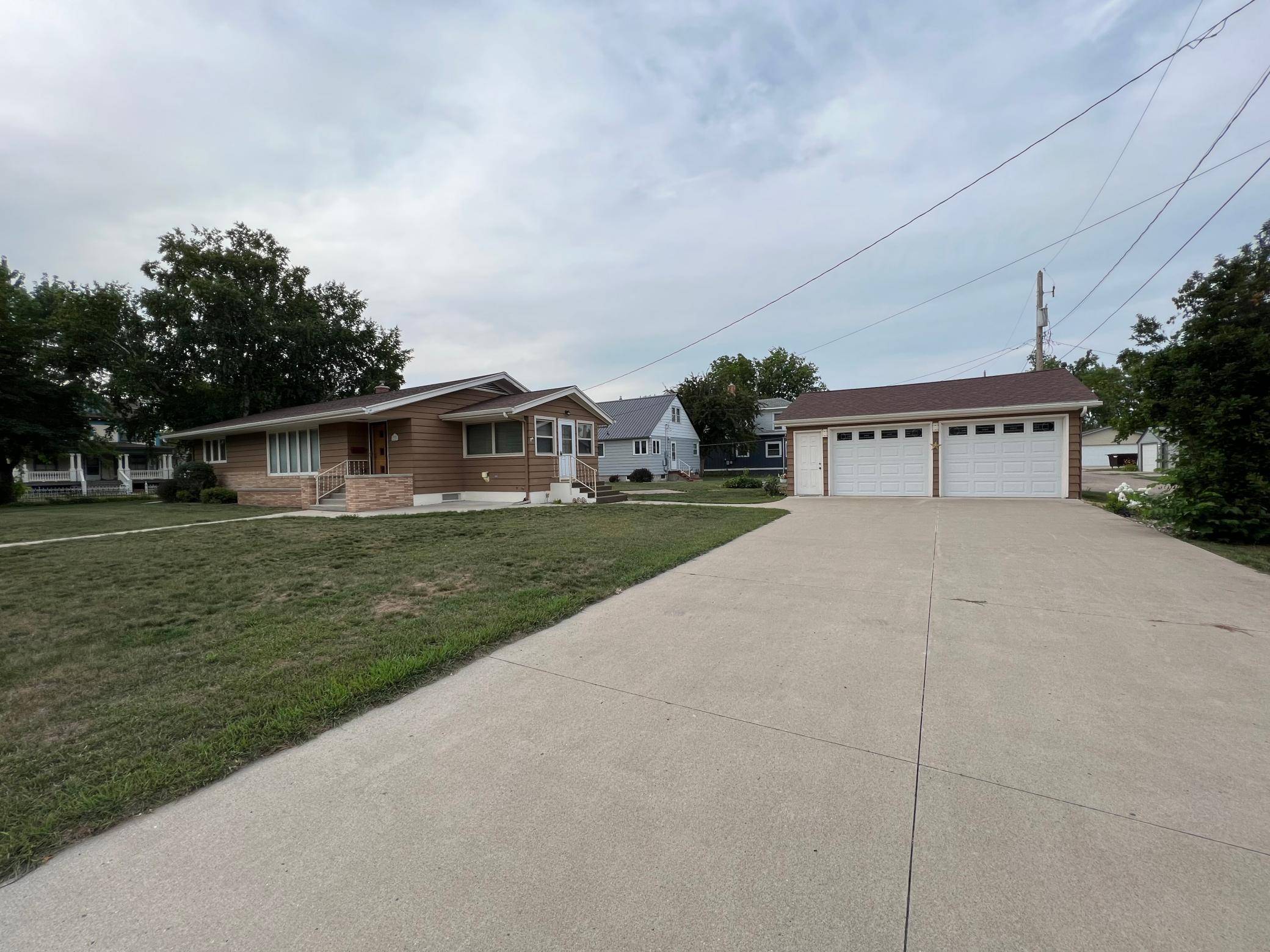1250 Minnesota AVE, Benson, MN 56215