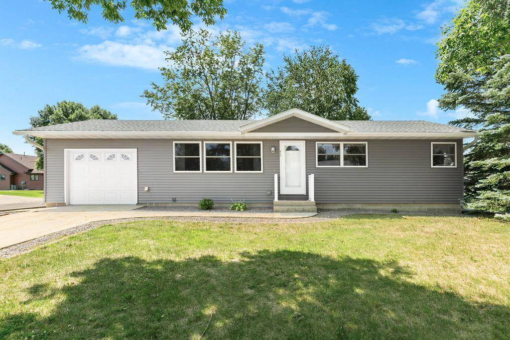 930 Park ST, Brooten, MN 56316