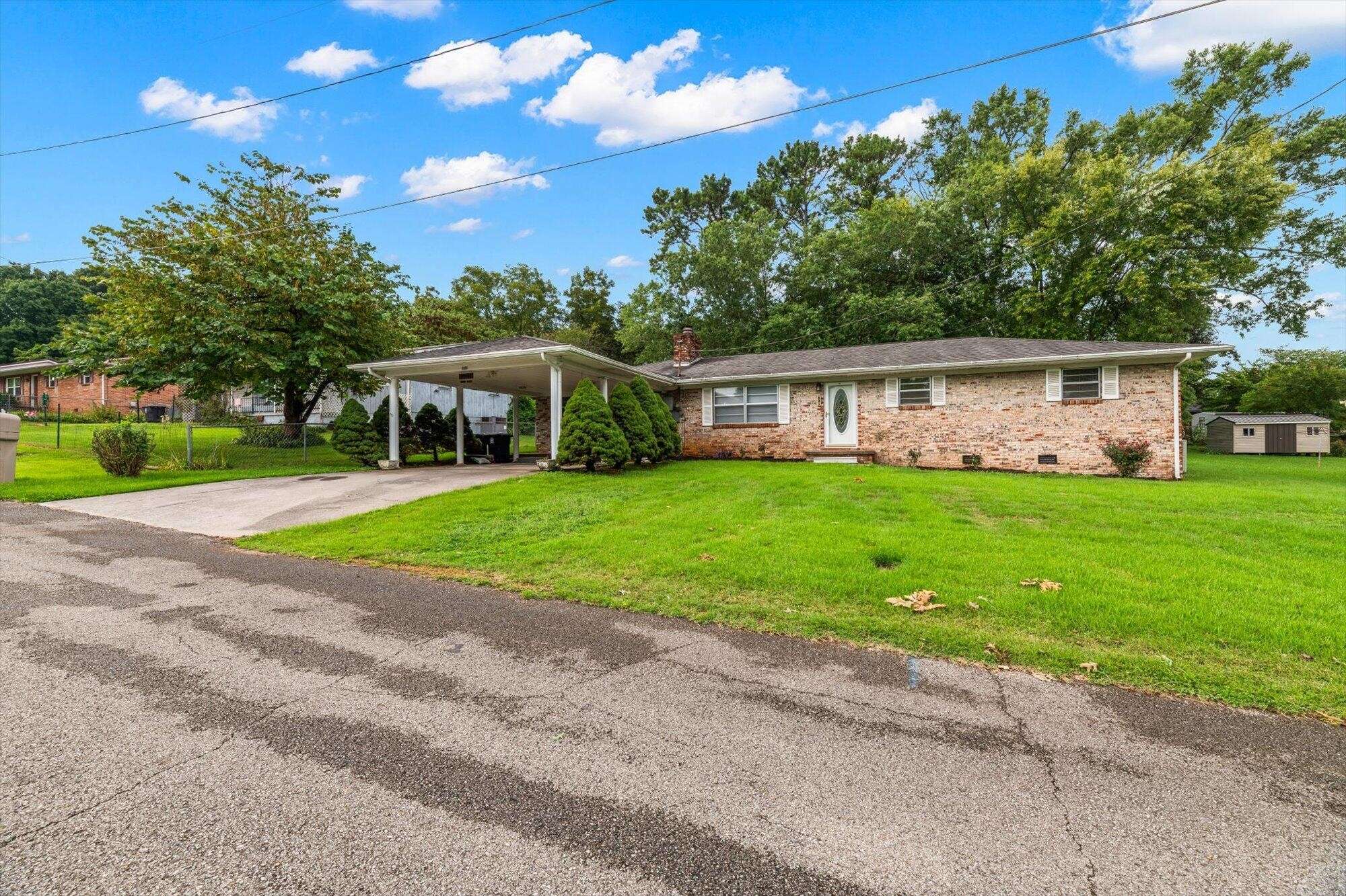 631 George Street, Athens, TN 37303
