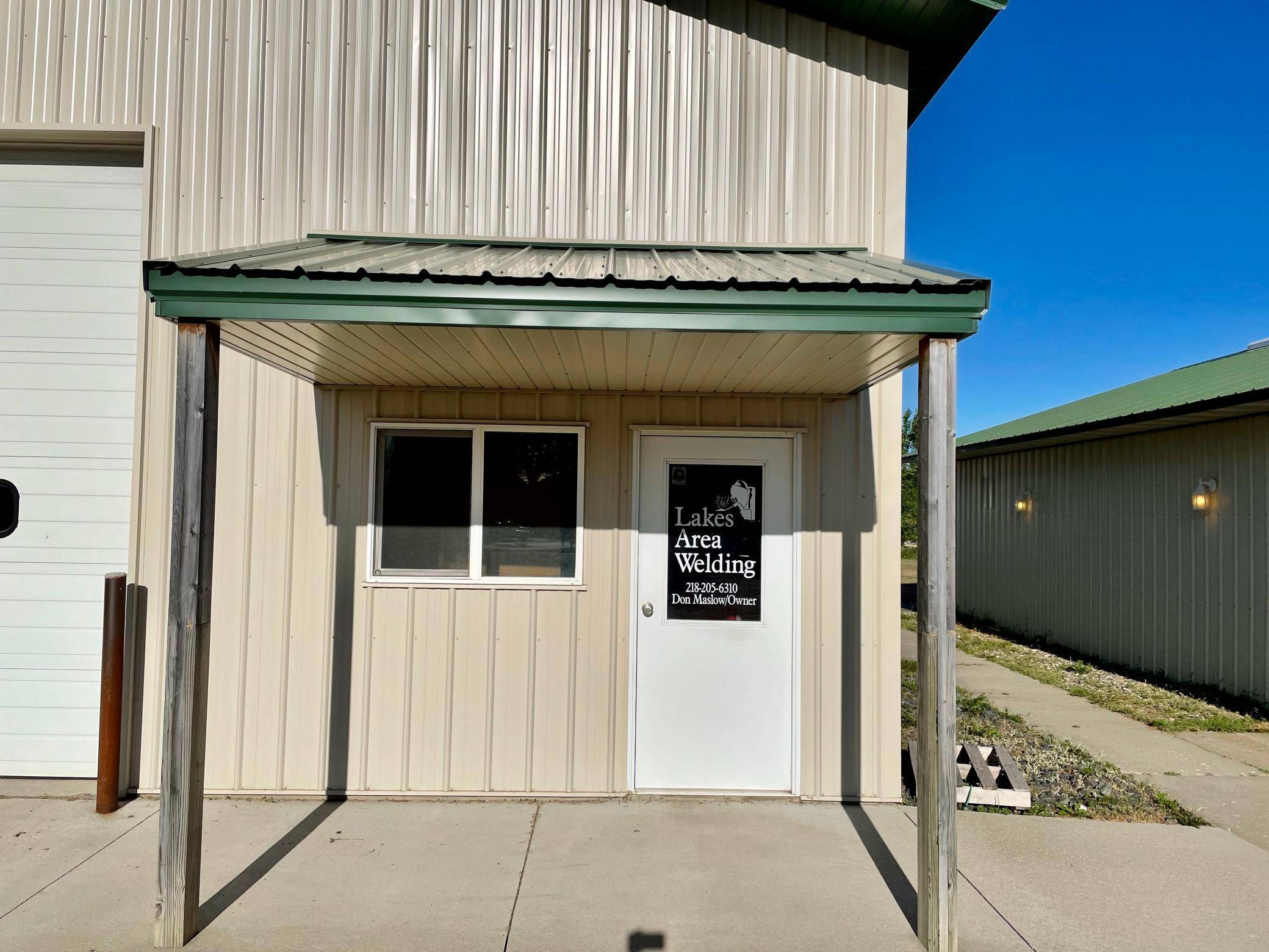 416 1/2 S Lake AVE, Battle Lake, MN 56515