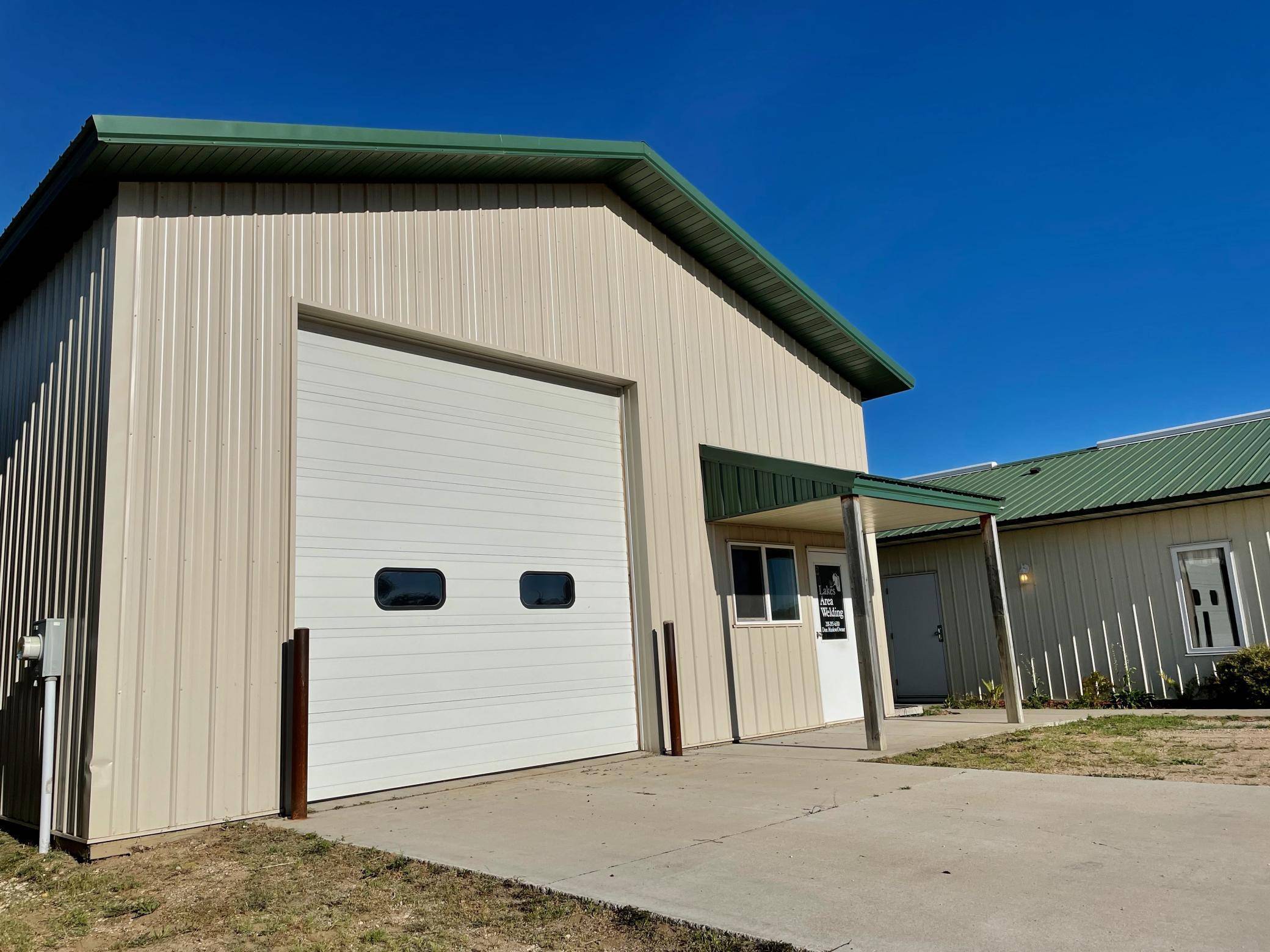 416 1/2 S Lake AVE, Battle Lake, MN 56515