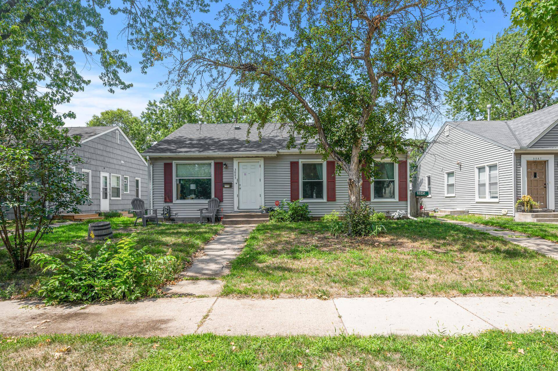 3843 Quail AVE N, Robbinsdale, MN 55422