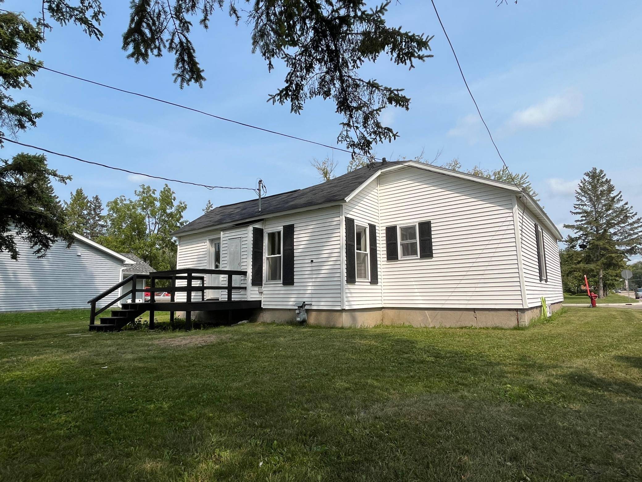 203 5th AVE NW, Baudette, MN 56623