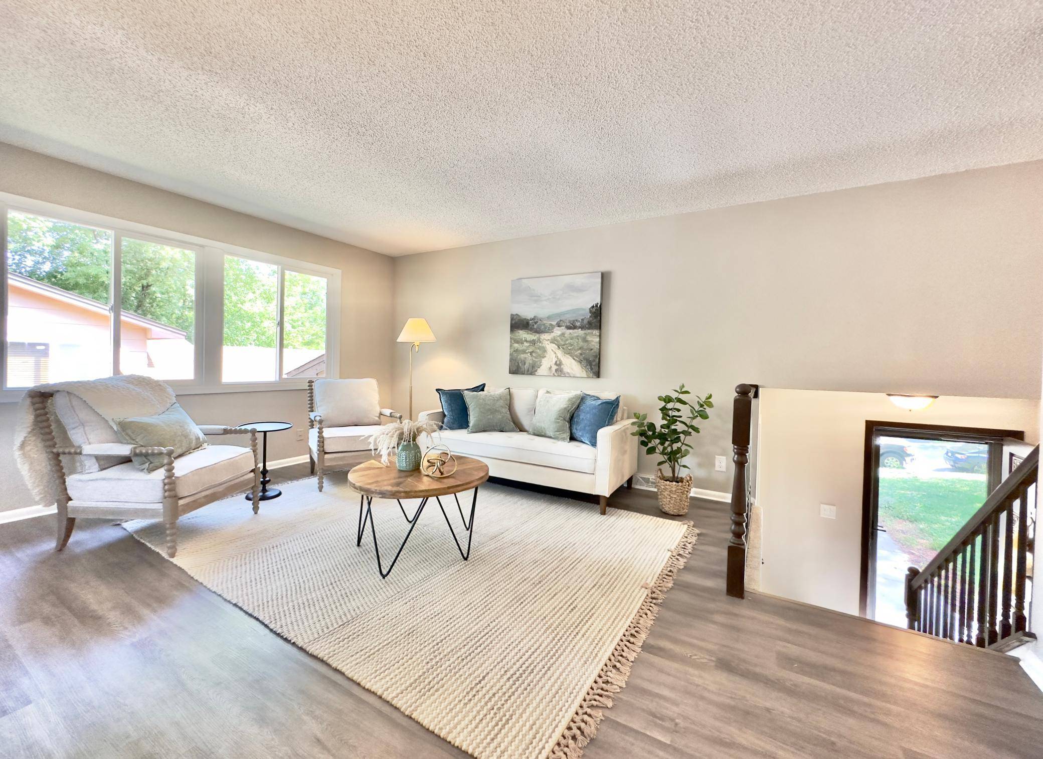 13016 Oliver AVE S, Burnsville, MN 55337