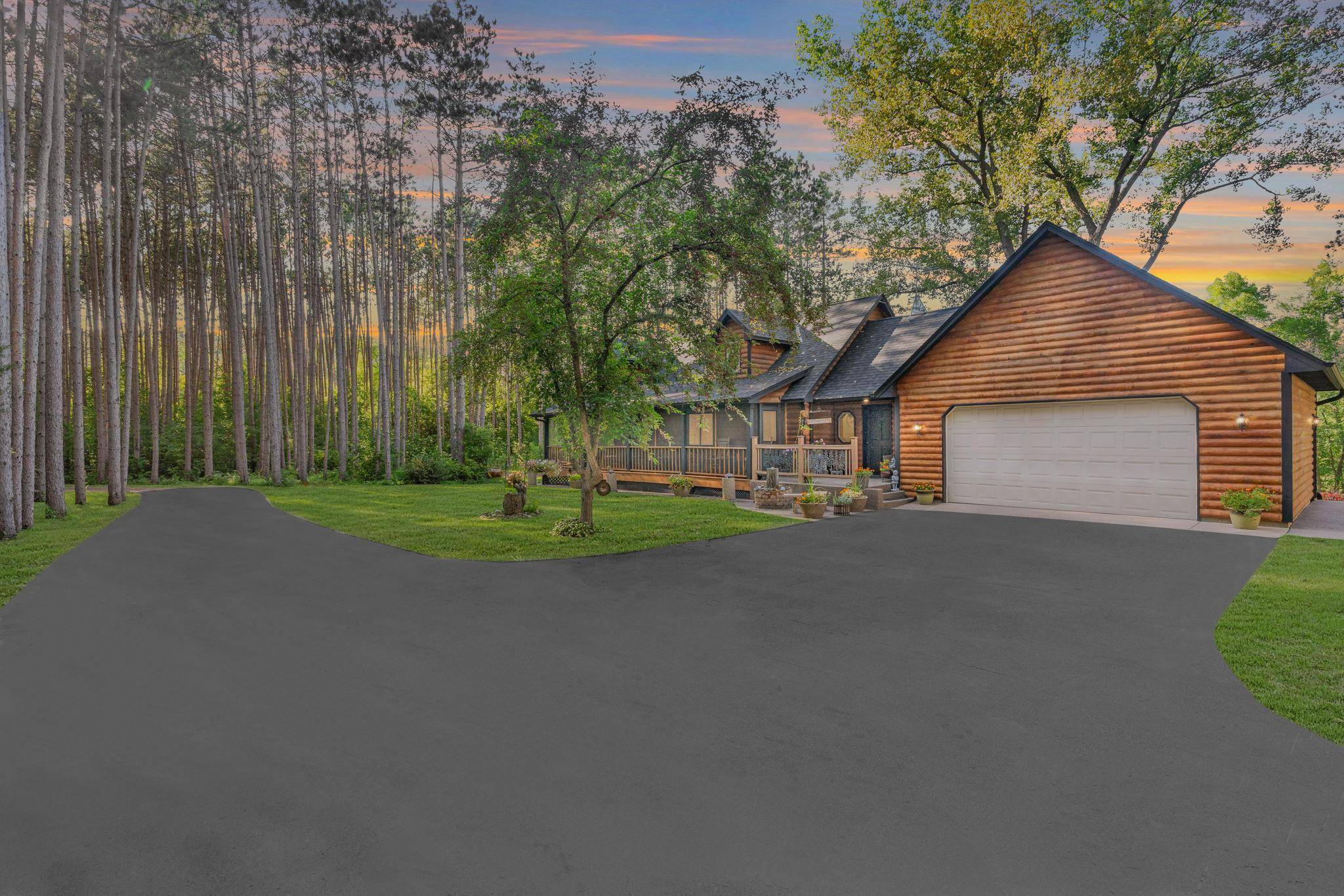 3041 332nd AVE NW, Cambridge, MN 55008