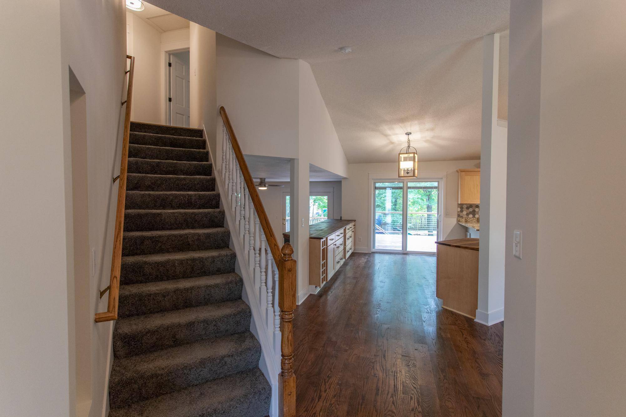 1556 Cloud DR NE, Blaine, MN 55449