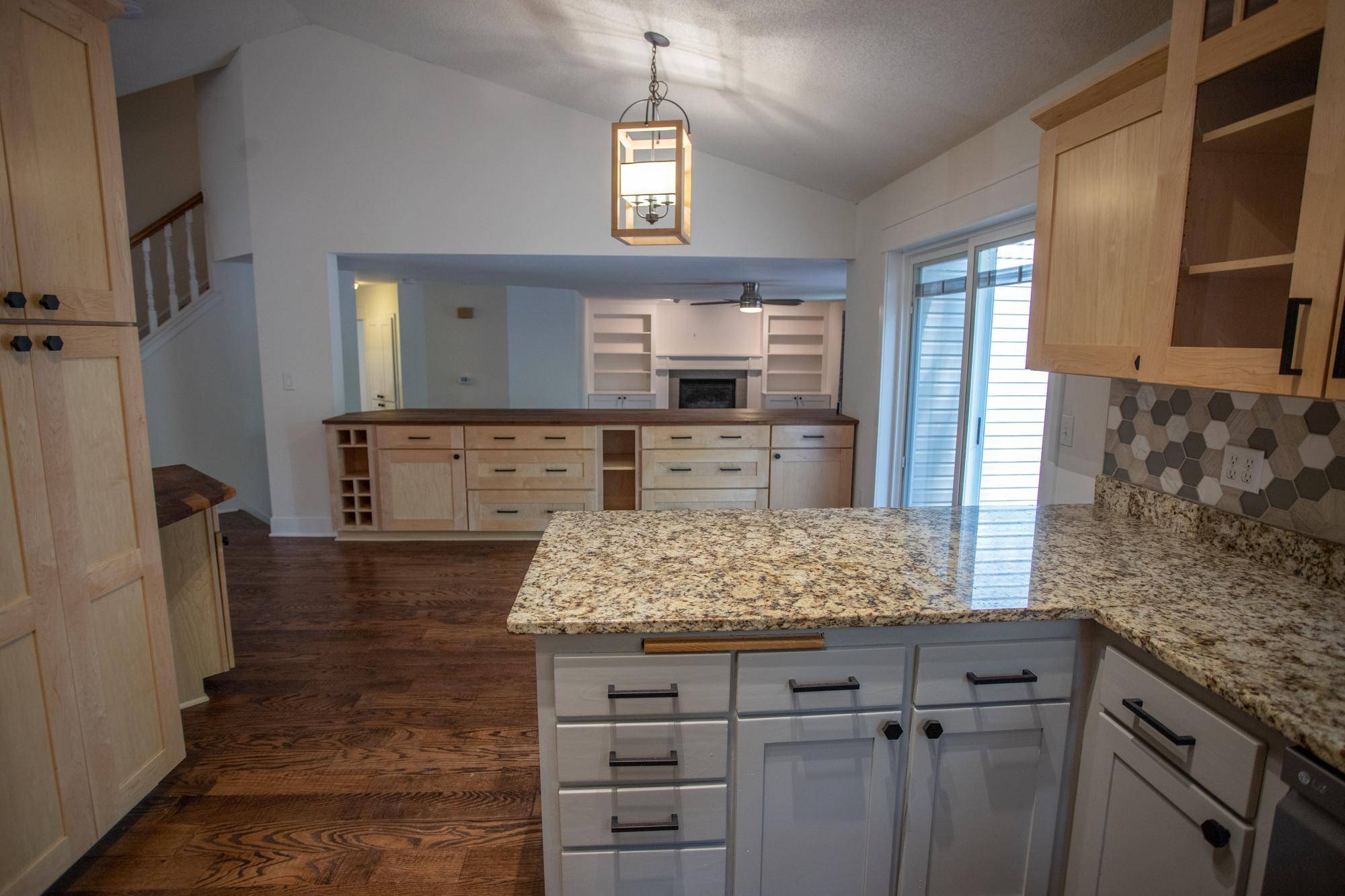 1556 Cloud DR NE, Blaine, MN 55449