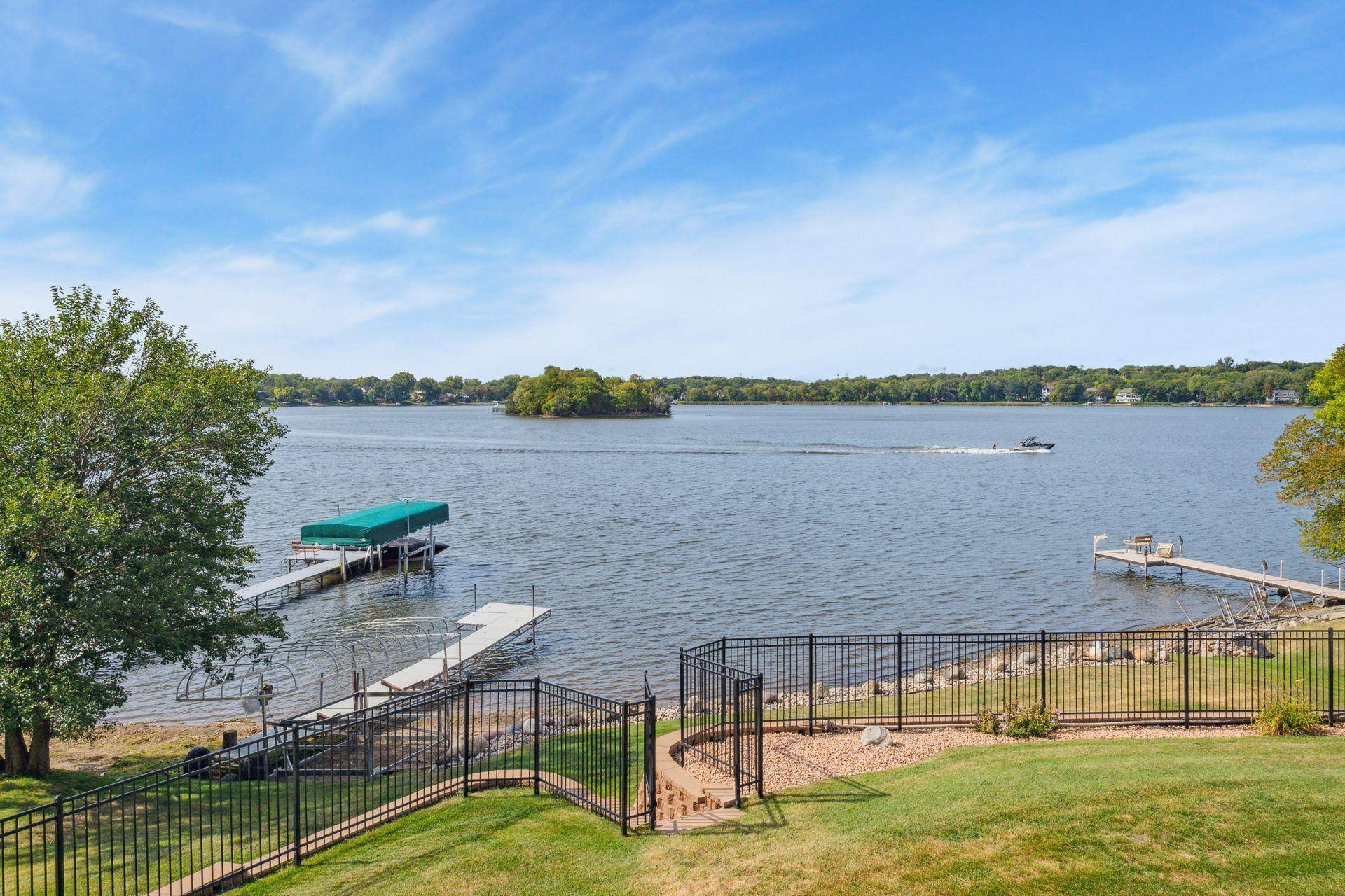 11635 Bass Lake RD, Plymouth, MN 55442