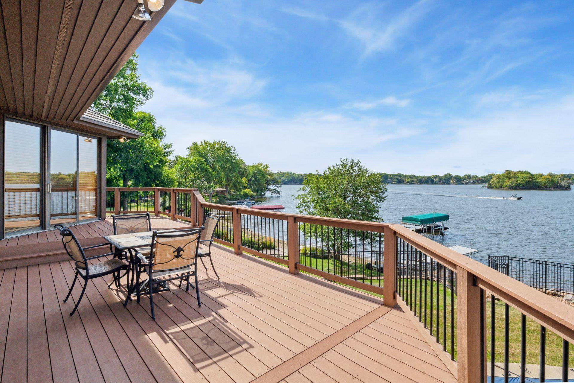 11635 Bass Lake RD, Plymouth, MN 55442