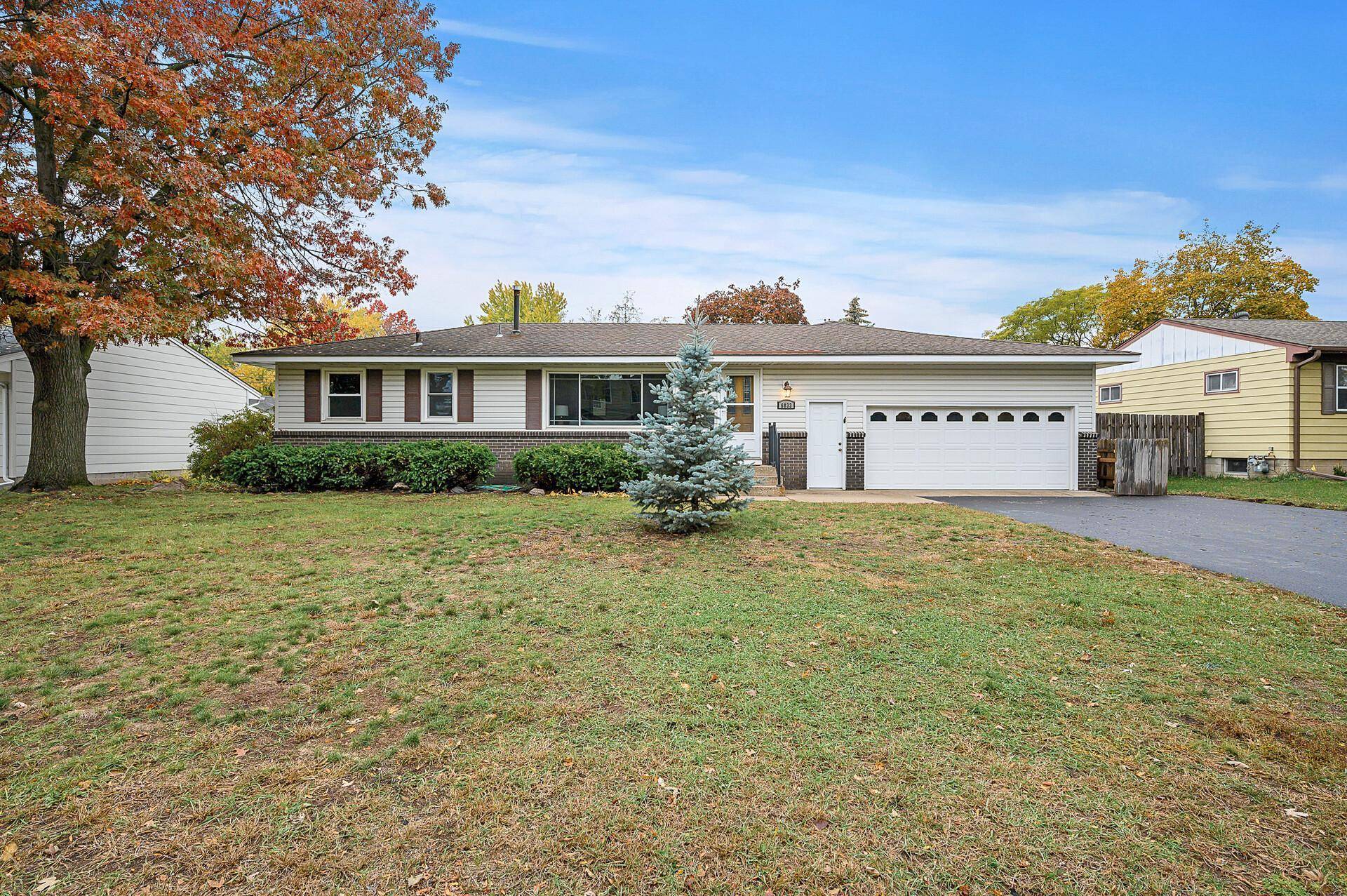 6033 Quebec AVE N, New Hope, MN 55428