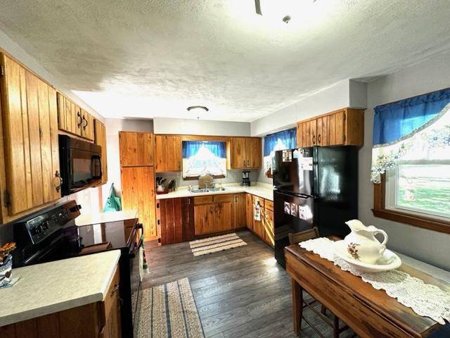308 E Grove ST, Caledonia, MN 55921
