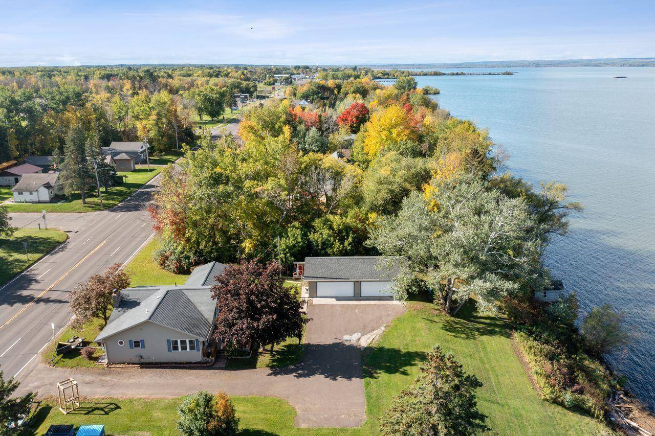 2727 Lake Shore DR E, Ashland, WI 54806