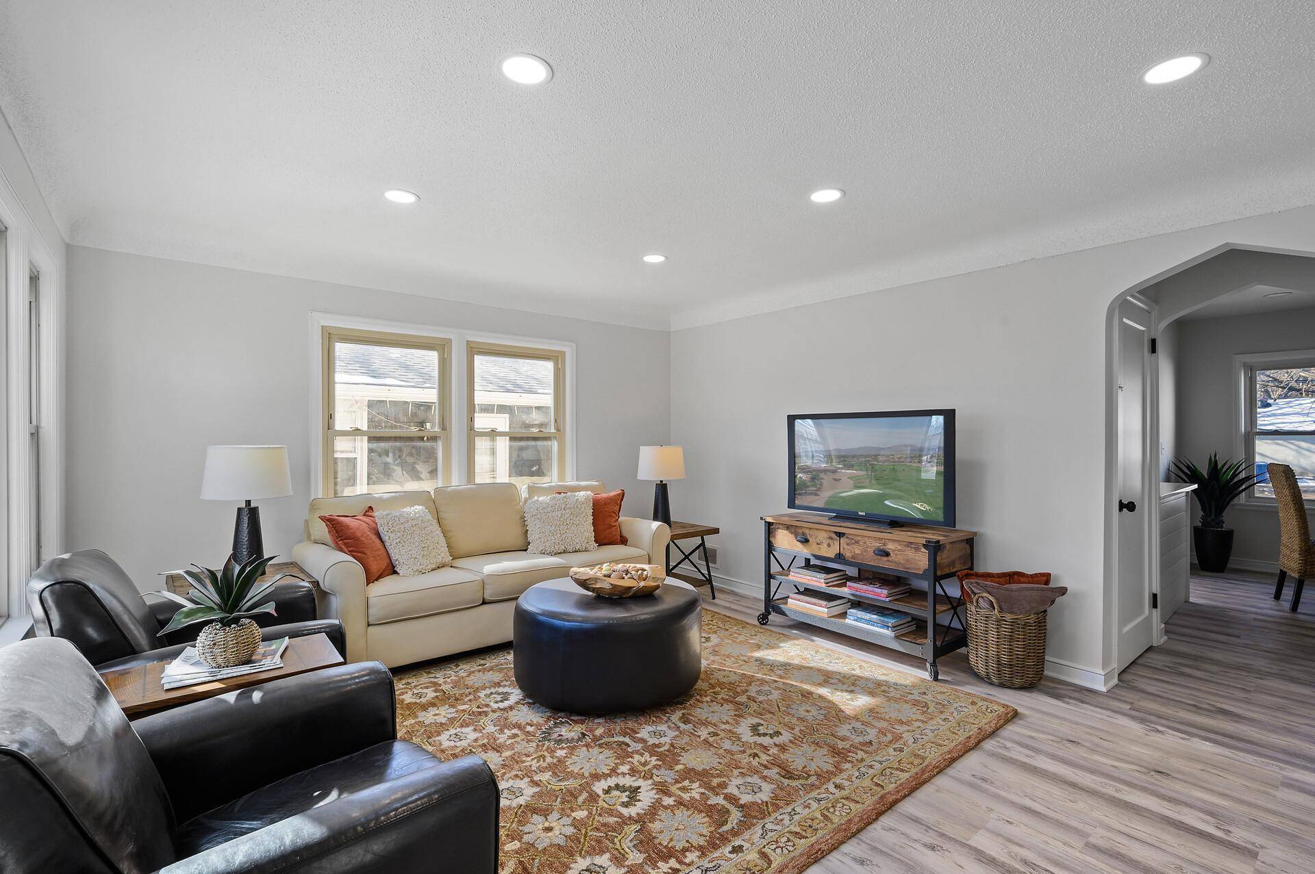 4352 Minnehaha AVE, Minneapolis, MN 55406