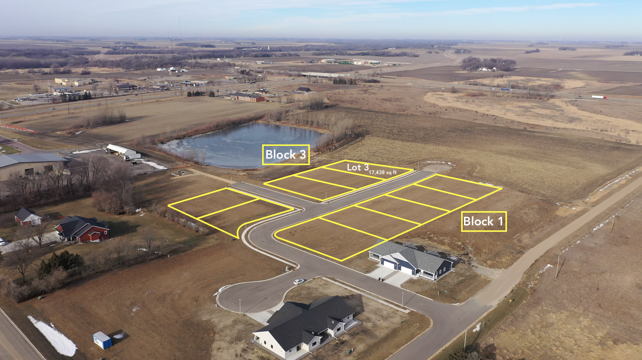 110 Bluestem DR, Blue Earth, MN 56013