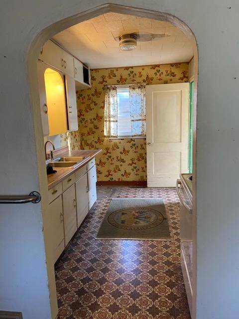 303 NW California ST, Brownsdale, MN 55918