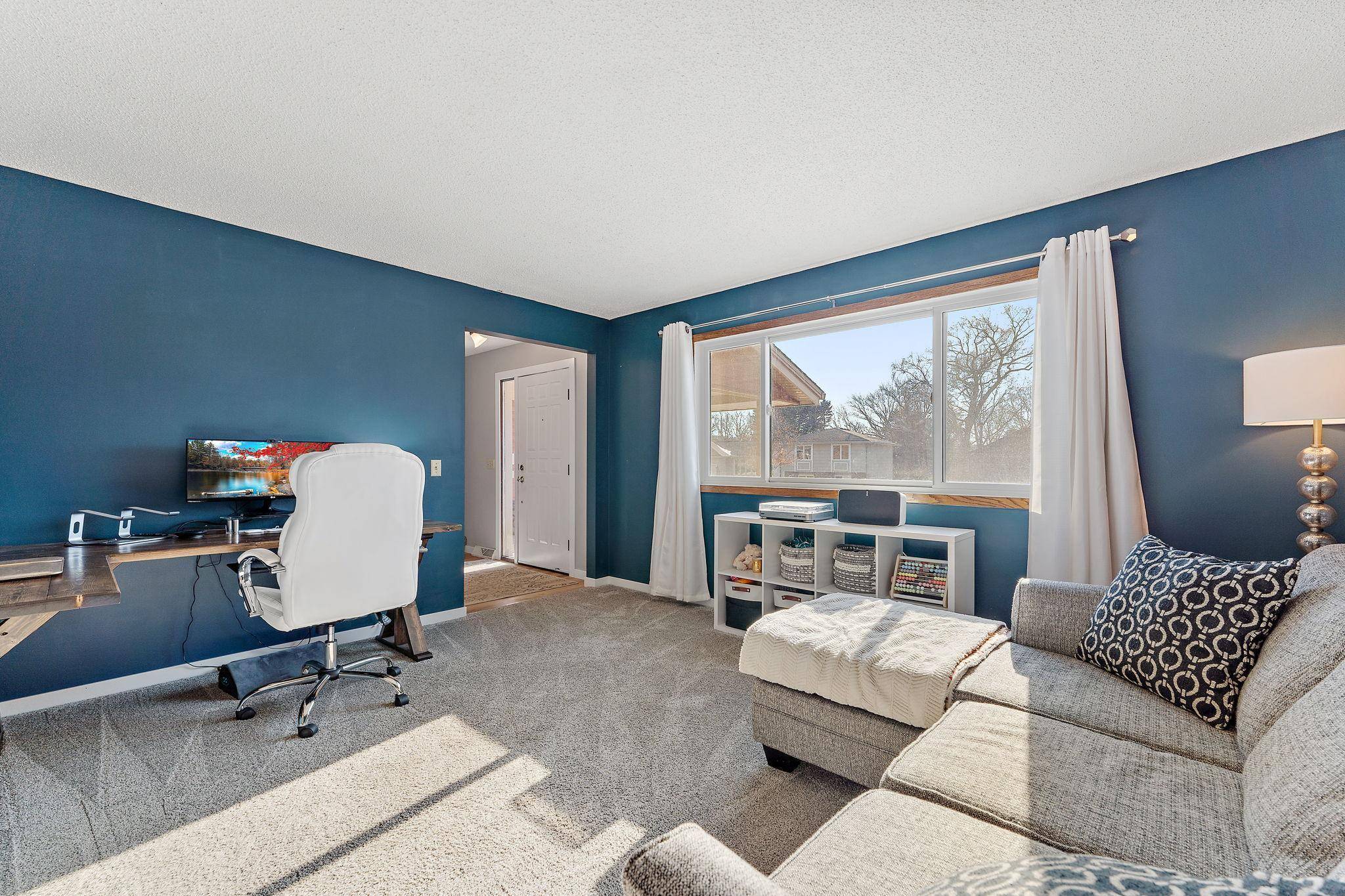 1667 Sherwood WAY, Eagan, MN 55122