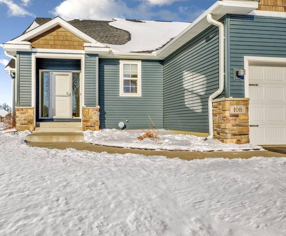 108 High Point RD, Cannon Falls, MN 55009