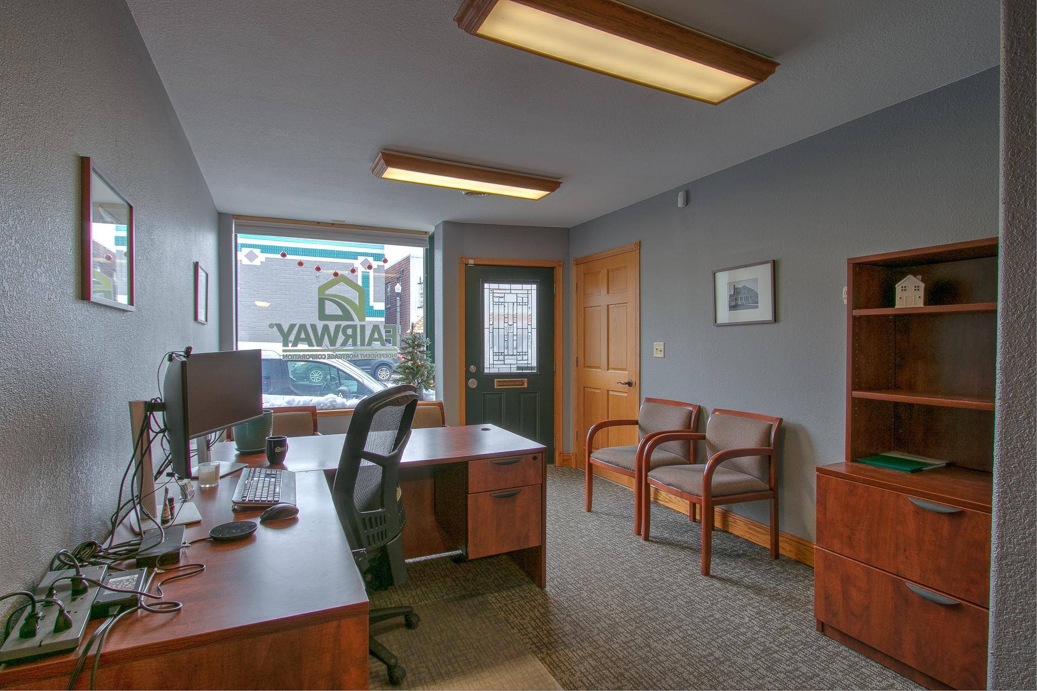 123 Main ST N, Cambridge, MN 55008