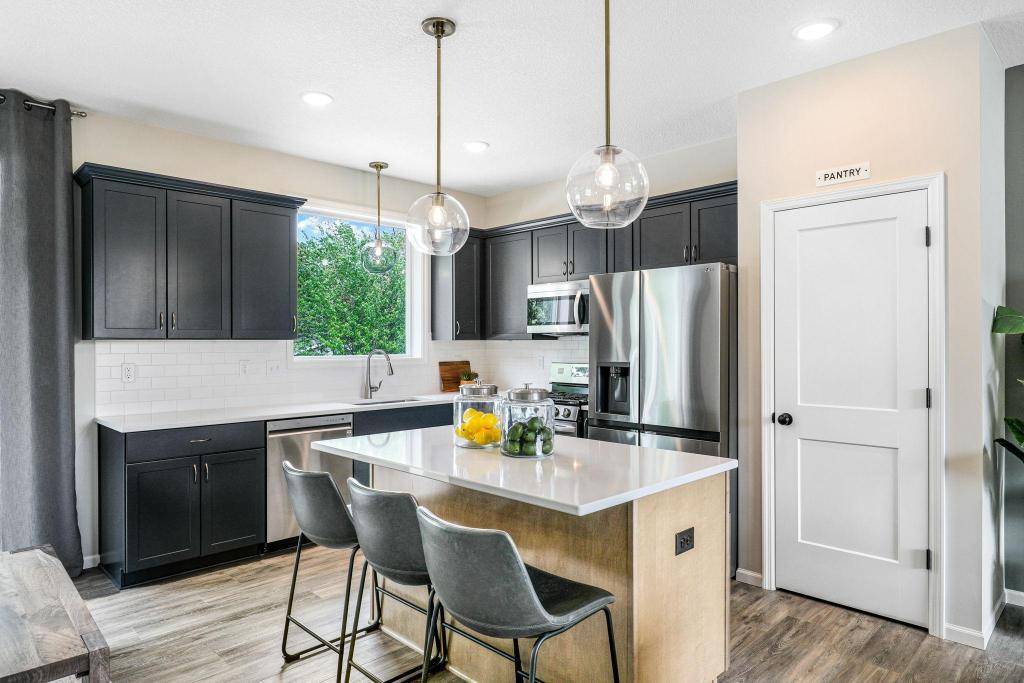 14311 Aspen AVE, Rosemount, MN 55068