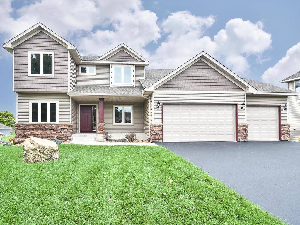 11957 Castle Rock CT N, Champlin, MN 55316
