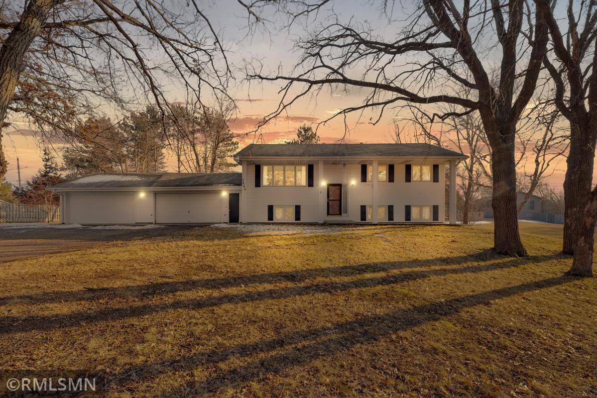 3864 174th AVE NW, Andover, MN 55304