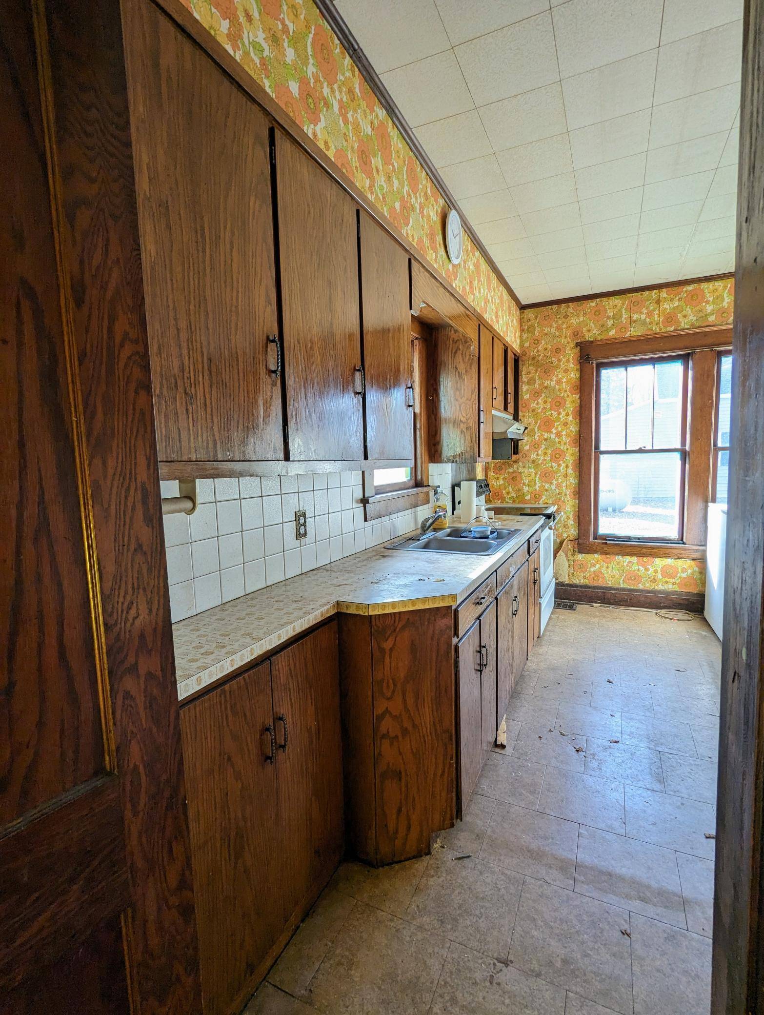 6358 H C Andersen Alle, Askov, MN 55704