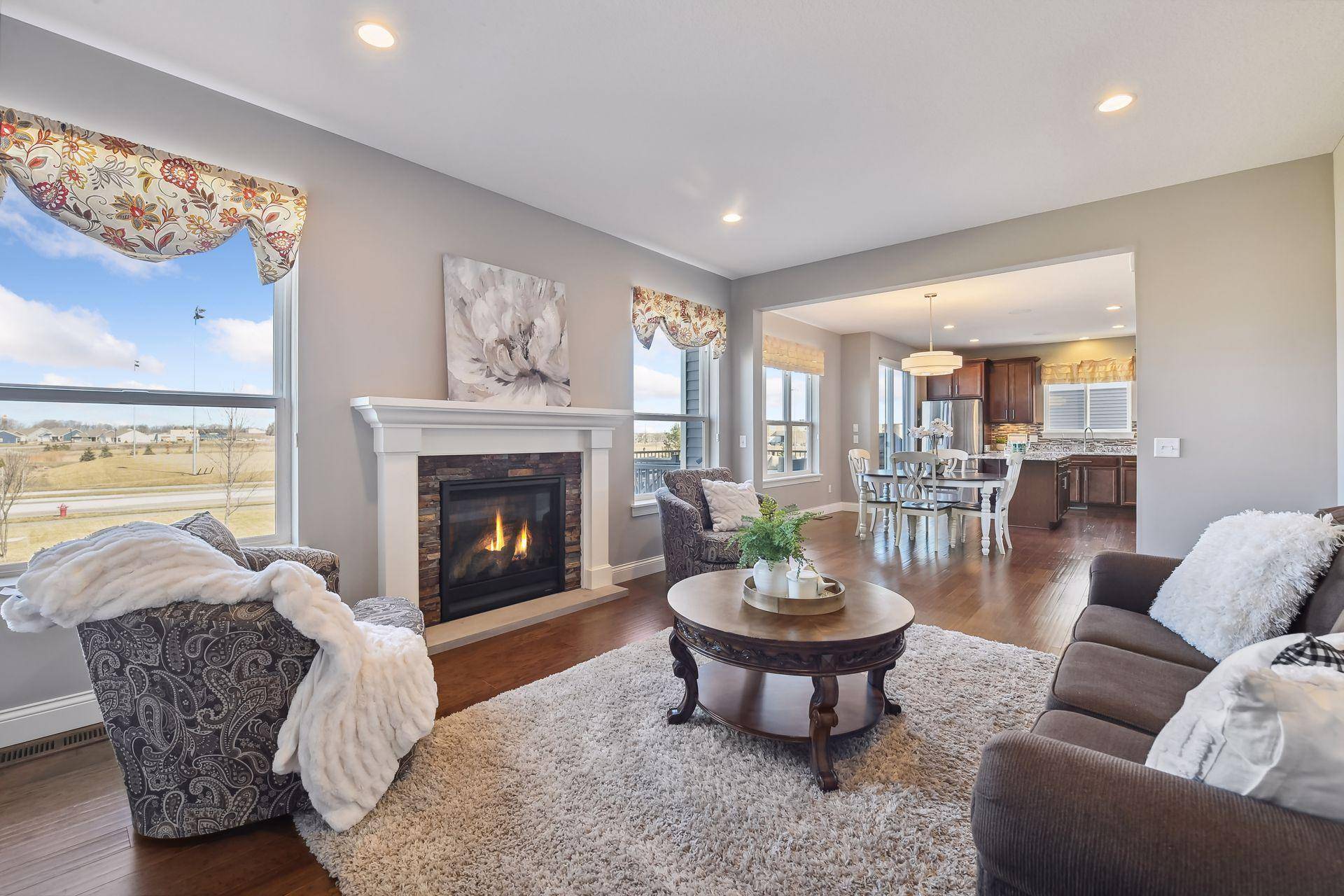 1625 River Rock DR, Carver, MN 55315