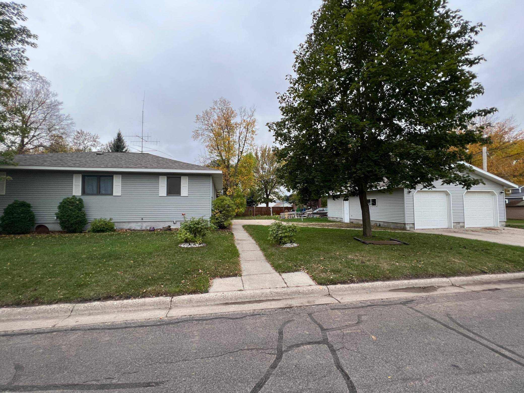 313 17th ST N, Benson, MN 56215