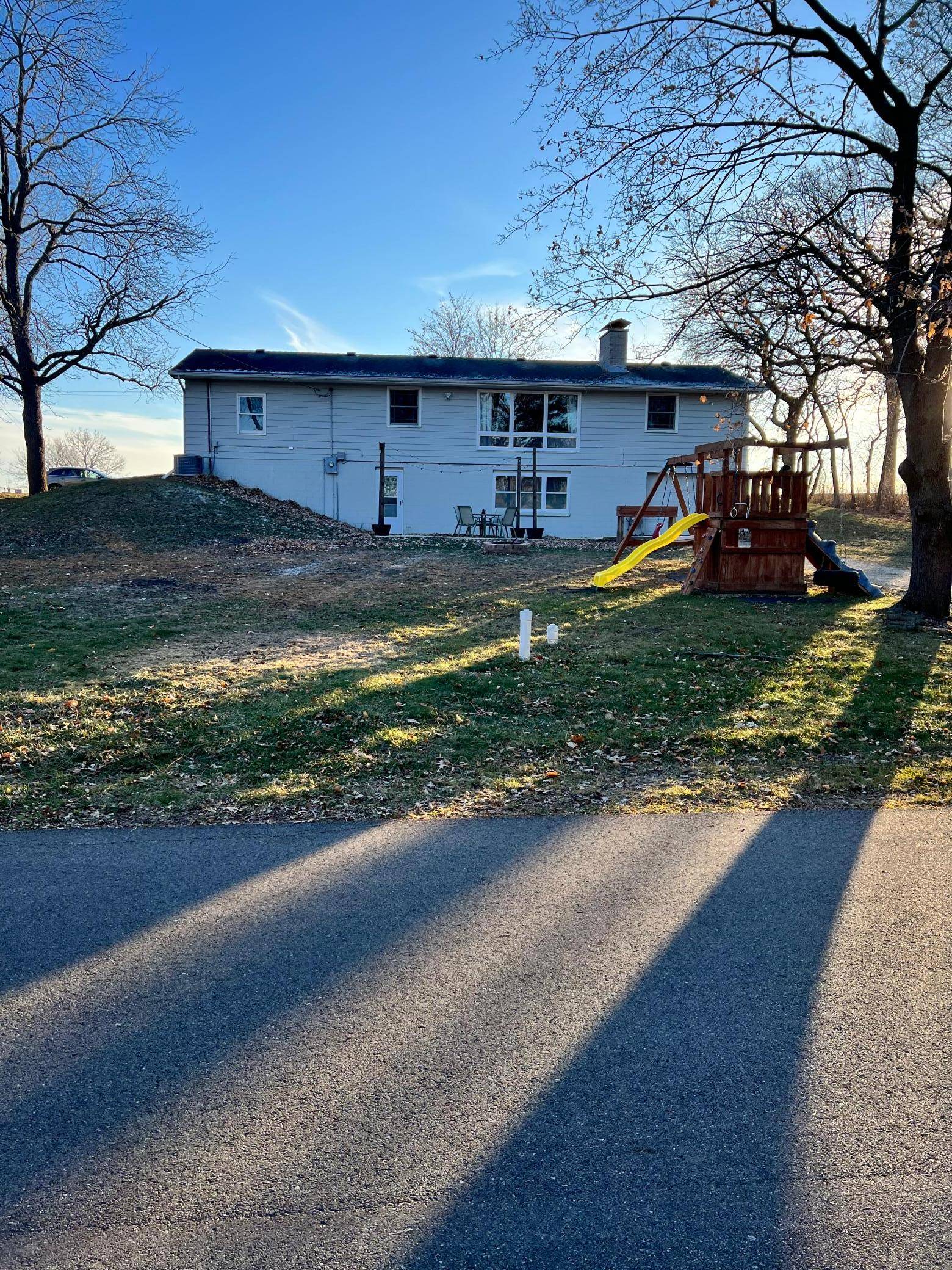 1817 S Shore DR, Albert Lea, MN 56007
