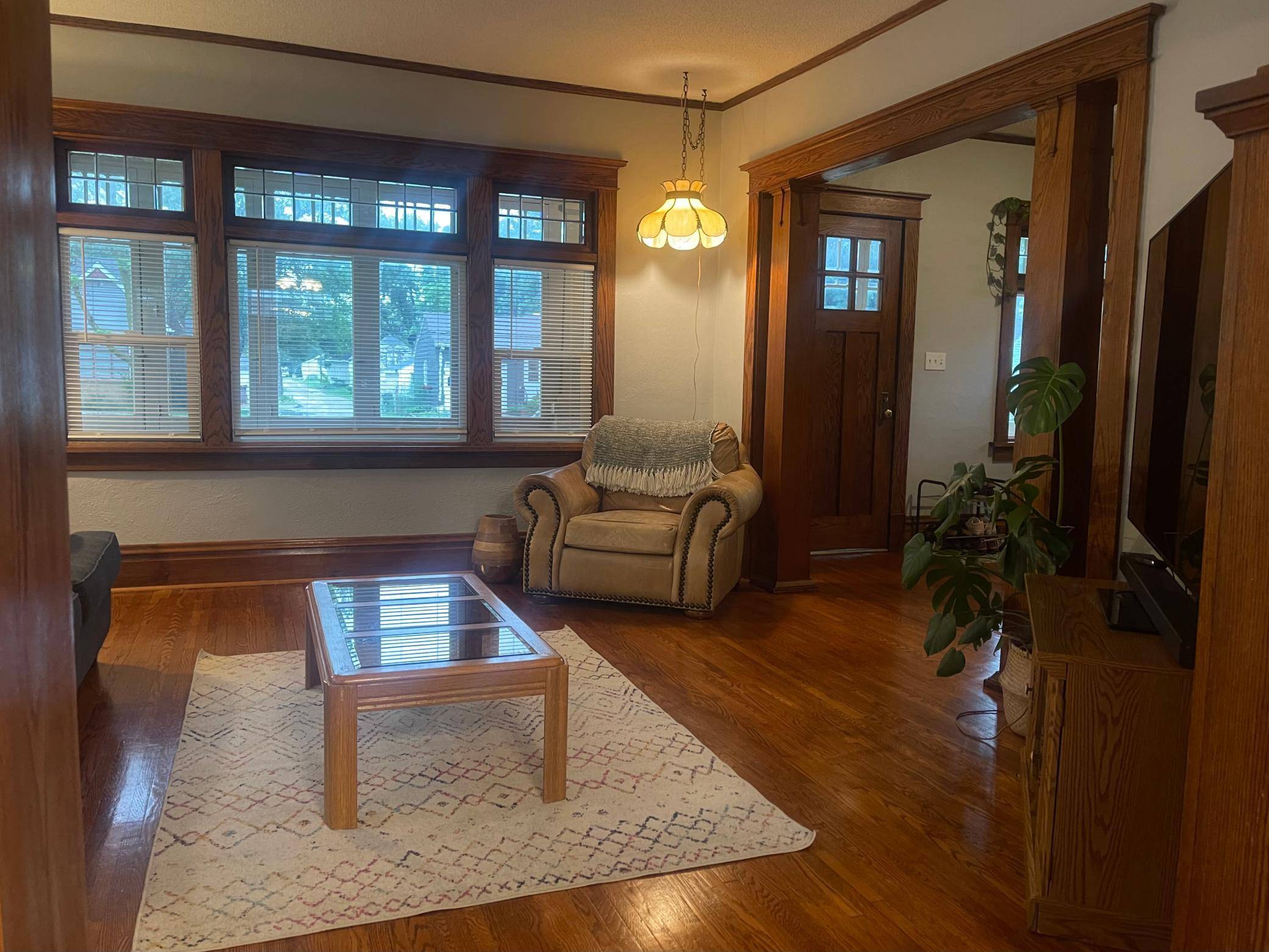 208 Poplar AVE N, Canby, MN 56220