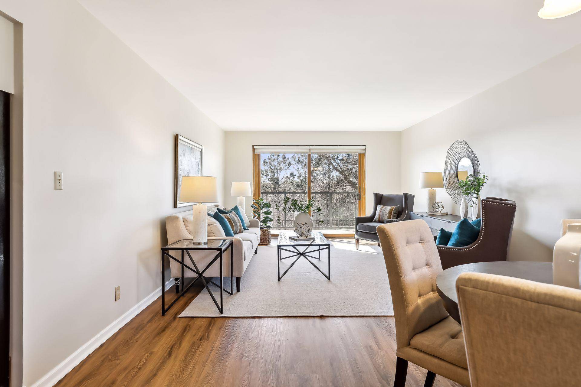 200 Mississippi River BLVD N #1A, Saint Paul, MN 55104
