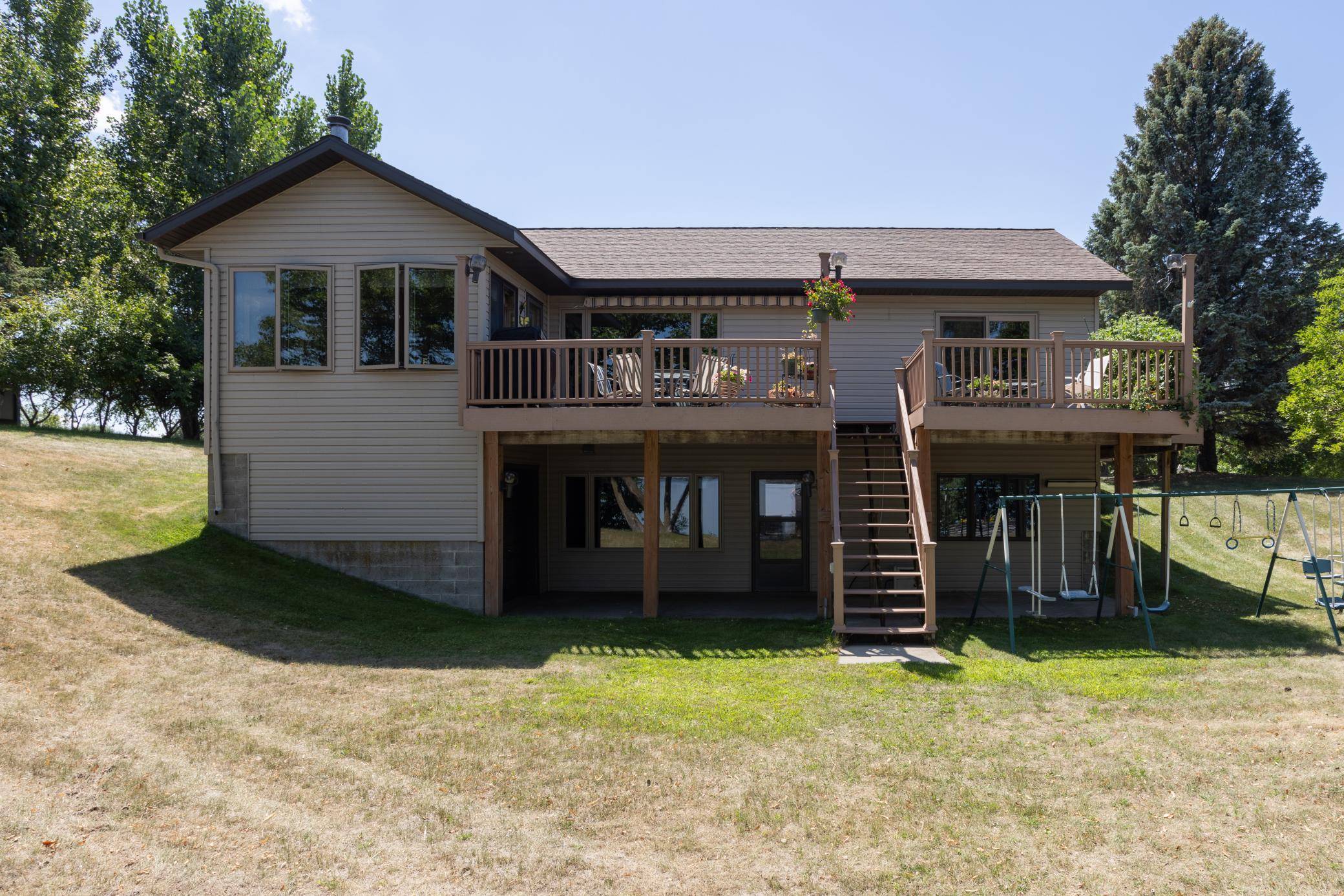 511 E Summit ST, Battle Lake, MN 56515