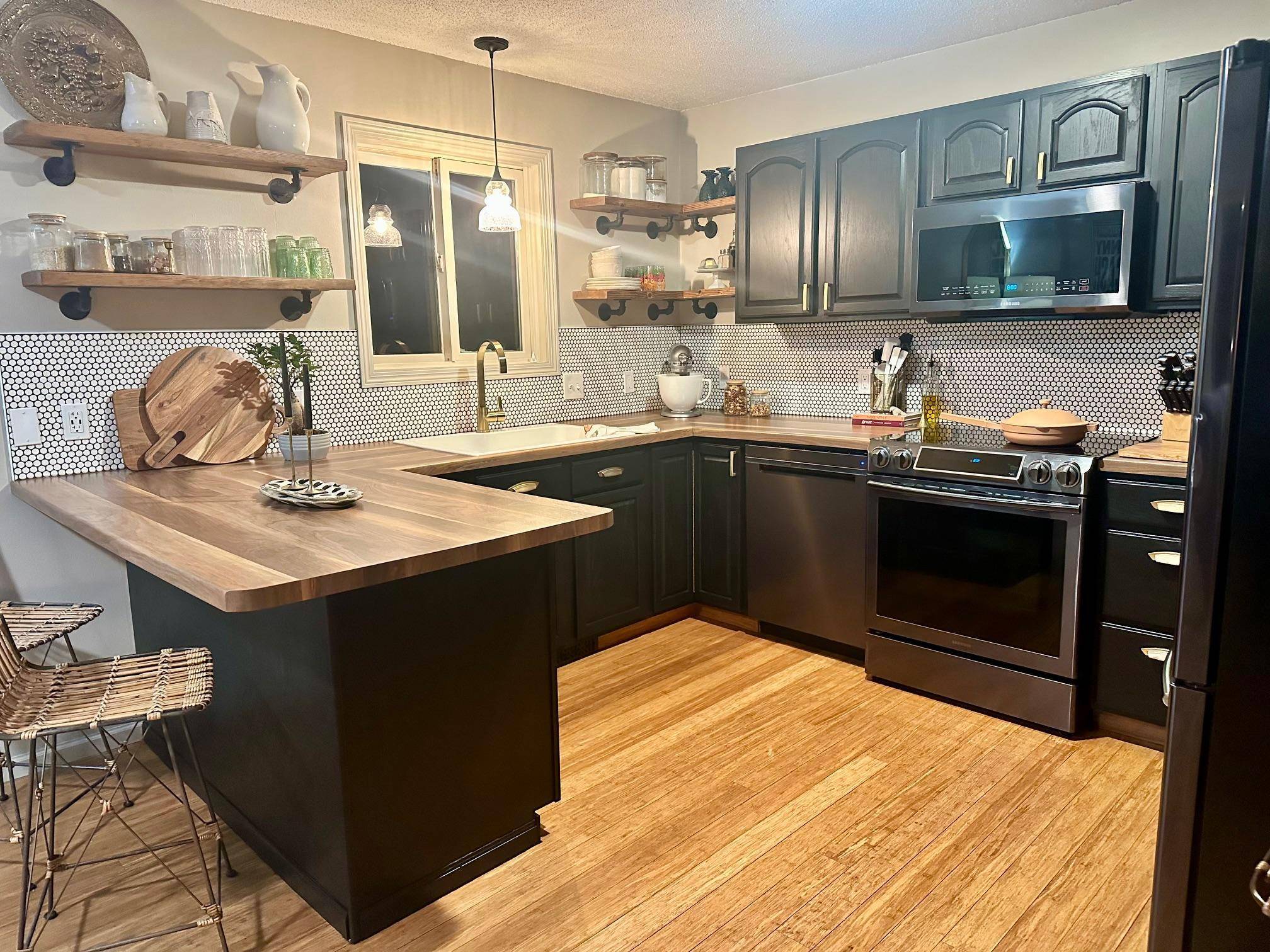 744 Lenmark LN, Badger, MN 56714