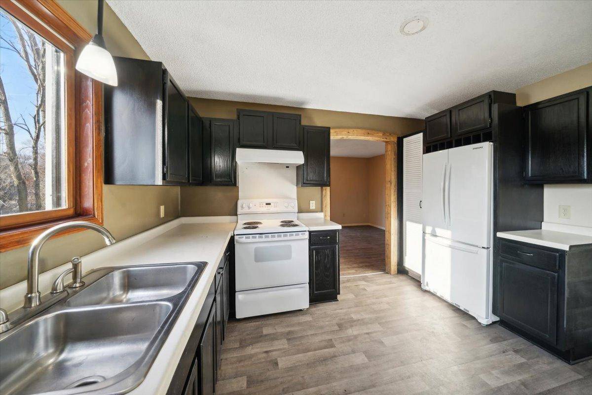2030-2032 108th LN NW, Coon Rapids, MN 55433