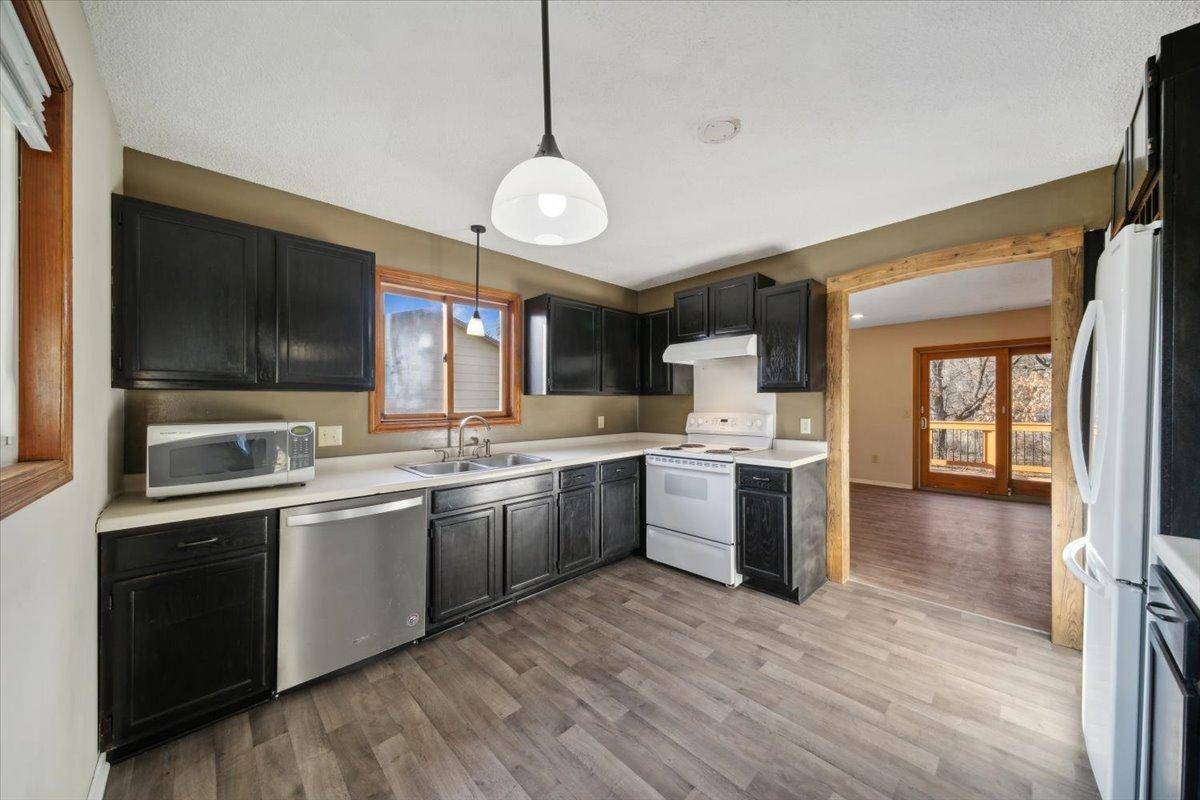 2030-2032 108th LN NW, Coon Rapids, MN 55433