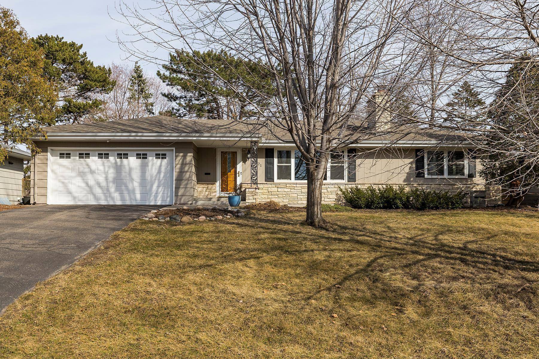 6021 Birchcrest DR, Edina, MN 55436