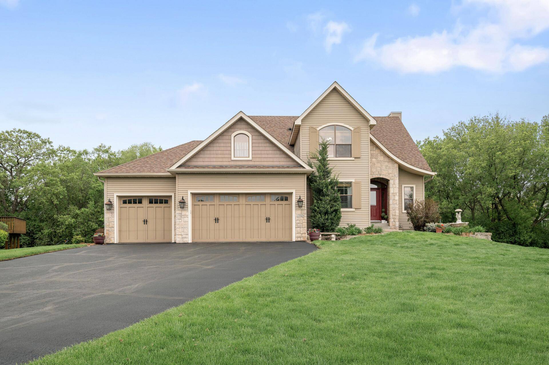 13924 Olive ST NW, Andover, MN 55304