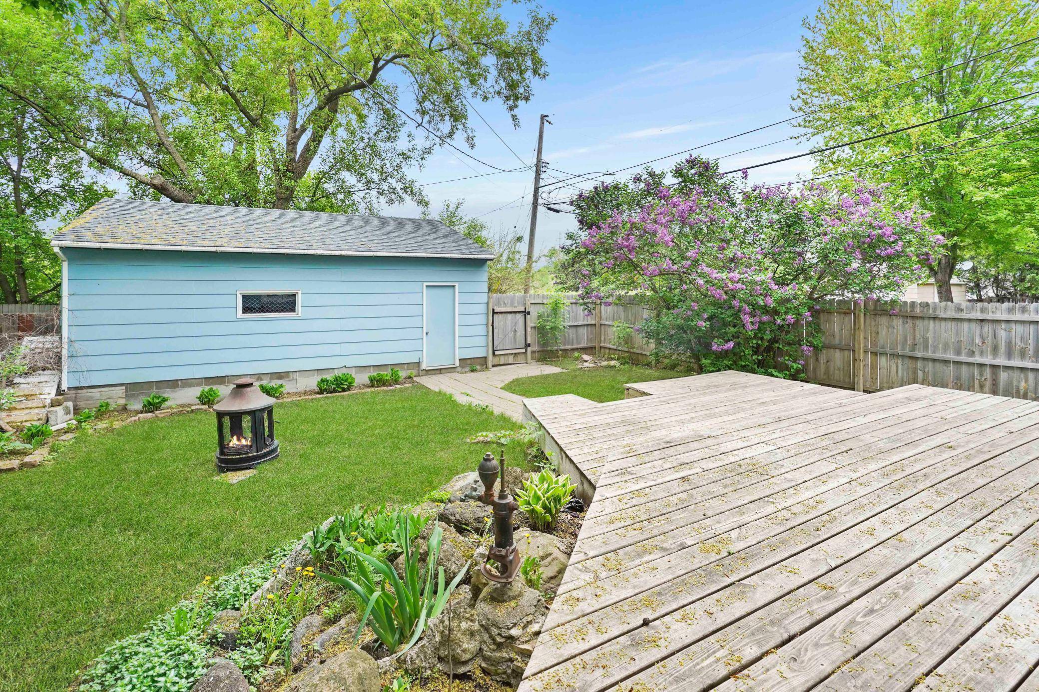 257 Queen AVE N, Minneapolis, MN 55405