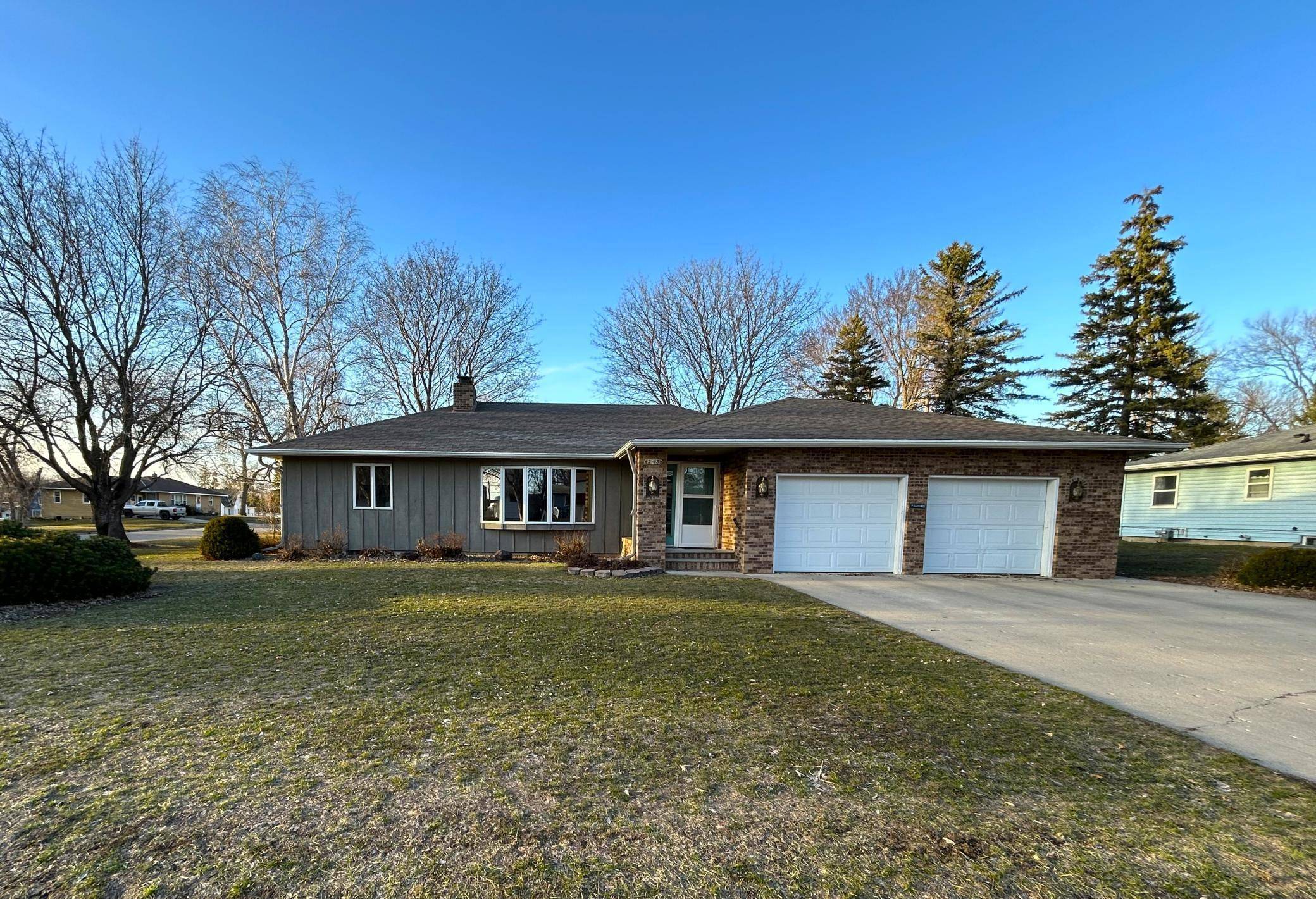 243 E Dahlstrom AVE, Appleton, MN 56208