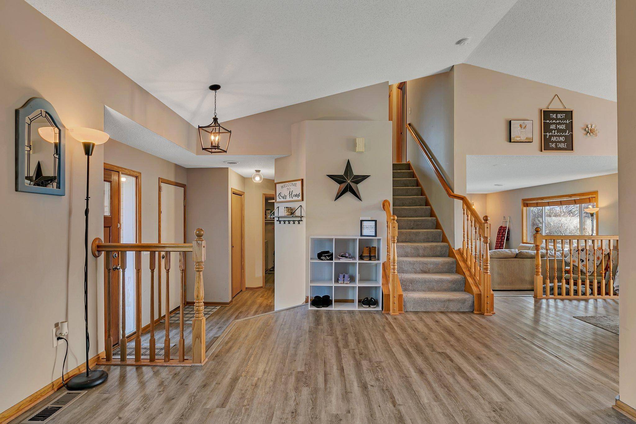 5492 Lambert AVE NE, Albertville, MN 55301