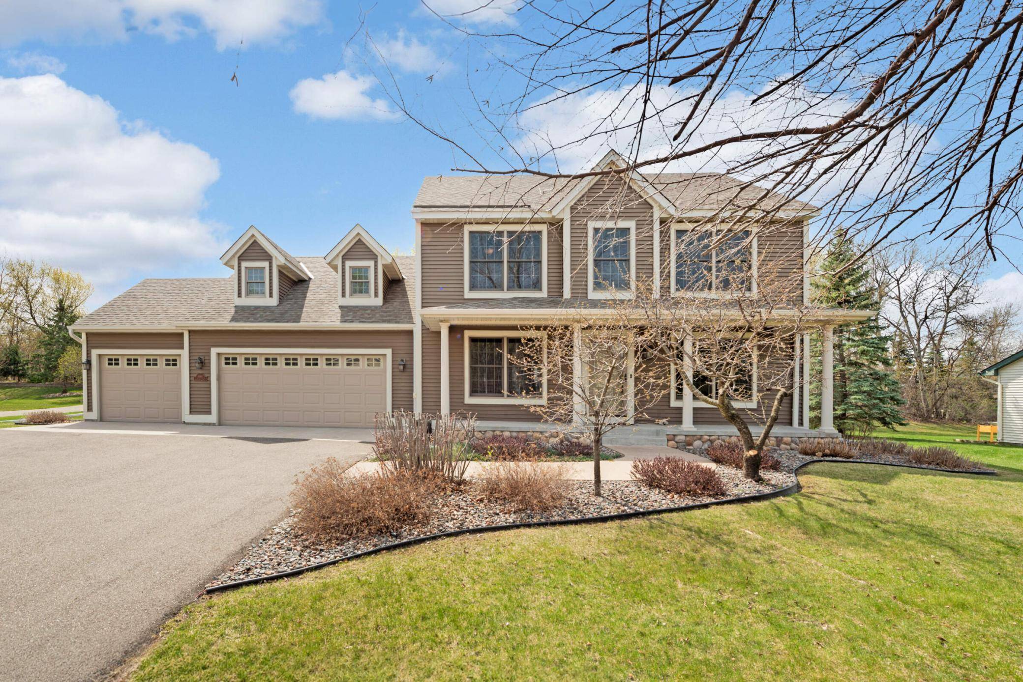 1666 Lakeland CIR, Centerville, MN 55038
