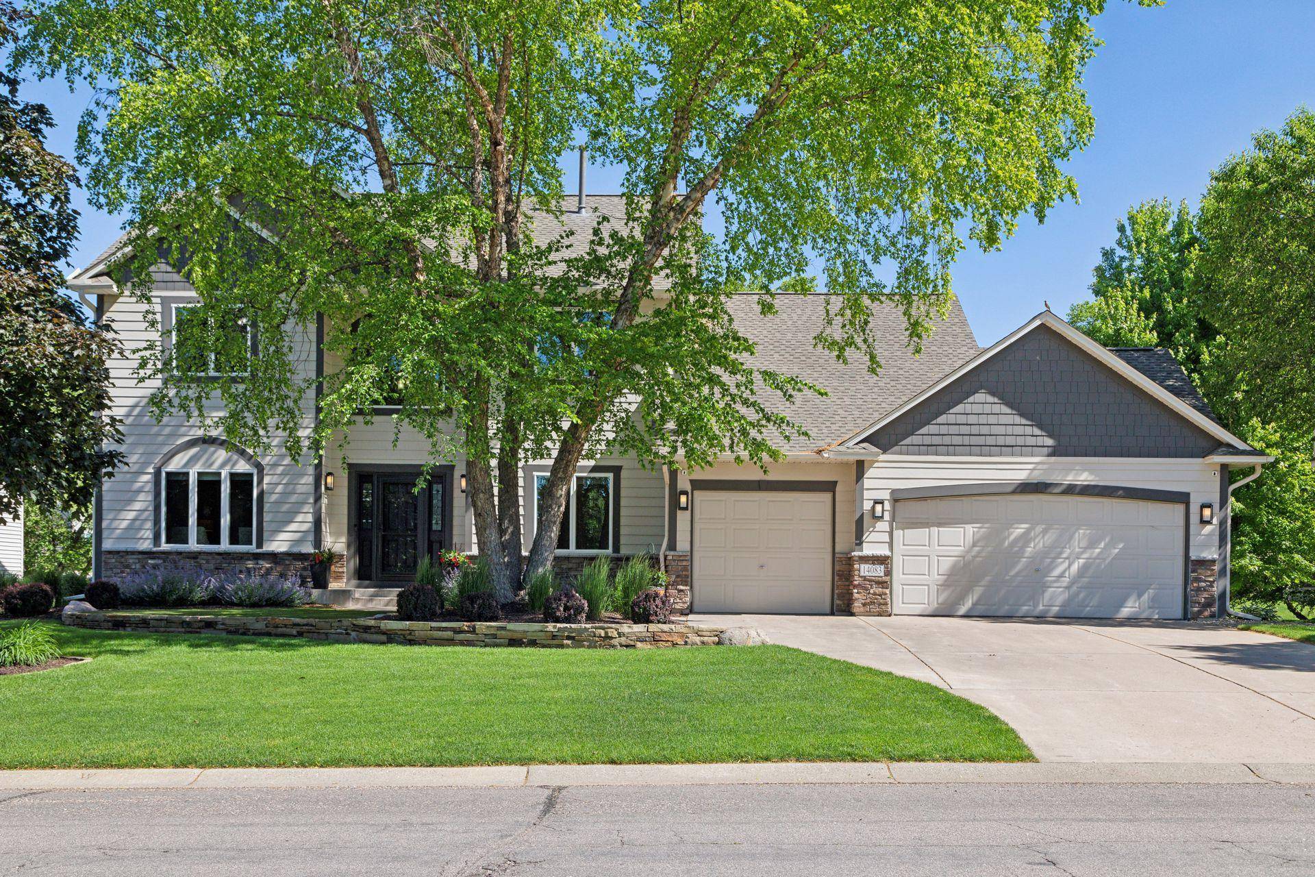 14083 Flagstone TRL, Apple Valley, MN 55124
