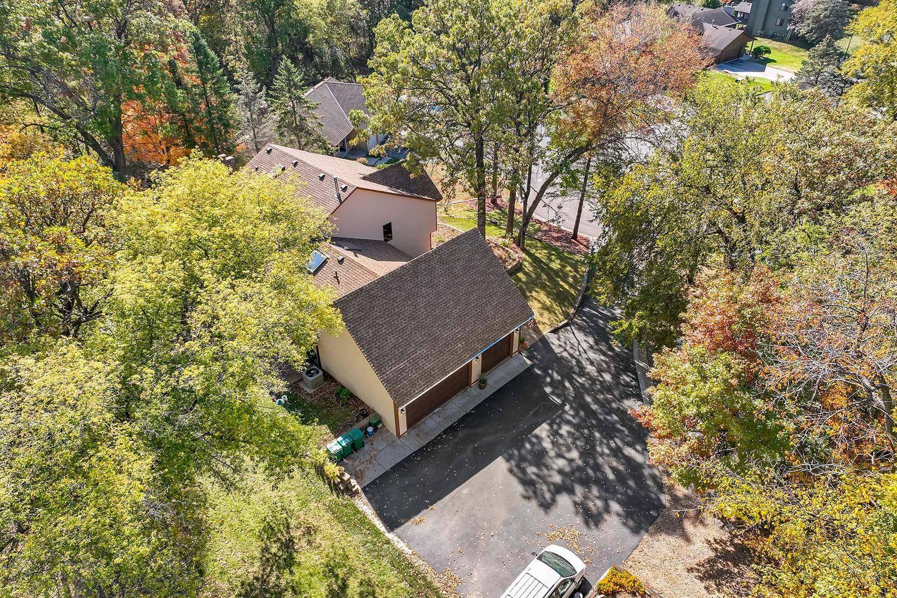 1563 Sherwood CT, Eagan, MN 55122