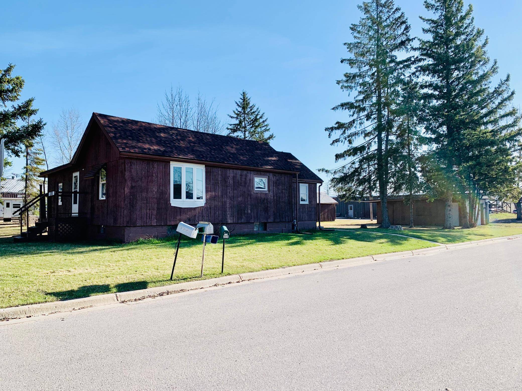 120 7th AVE SE, Baudette, MN 56623