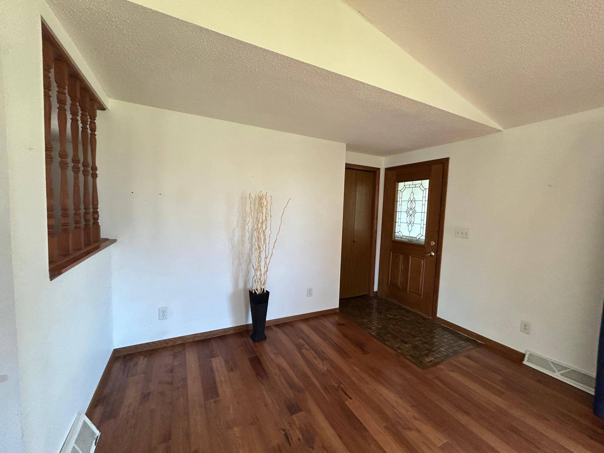 925 Ash ST, Appleton, MN 56208